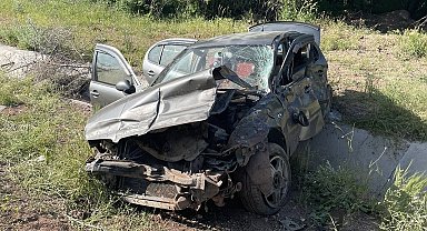 Virajı alamayan araç şarampole devrildi: 10 kişi yaralandı