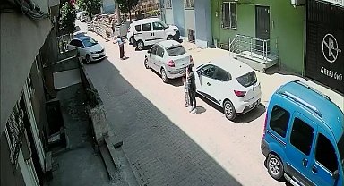 Yardım istedi, az kalsın otomobilinden oluyordu