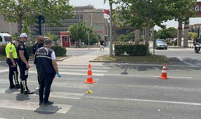 Yaya geçidinde tırın çarpıp kaçtığı yaya hayatını kaybetti