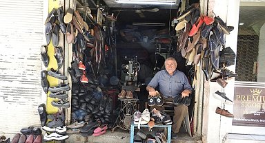 Yemeni ustası, baba mesleğini yıllardır sürdürüyor