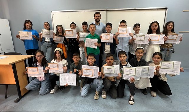 Yüksekova'da karne heyecanı