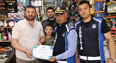 Zabıta ekiplerinin kaldırım işgal denetimleri devam ediyor