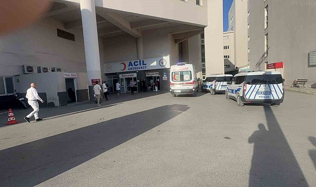 Zabıta personeli kendini vurdu, belediye başkanı kolundan yaralandı