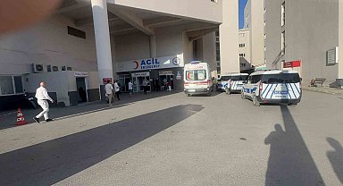 Zabıta personeli kendini vurdu, belediye başkanı kolundan yaralandı