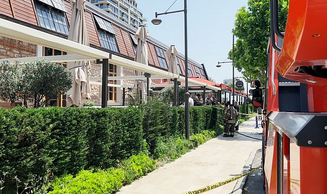 Zeytinburnu Fişekhane'de bir restoranda korkutan yangın