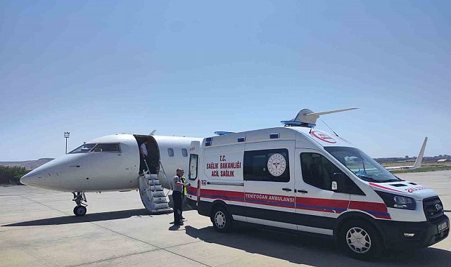 1 aylık bebek görme kaybı yaşamaması için ambulans uçakla hastaneye sevk edildi