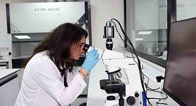 100. yıl gıda analiz laboratuvarında pestisit kalıntı analizleri yapılıyor