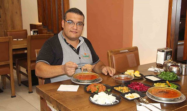 12 saat piştikten sonra sofraya gelen lezzet: Beyran