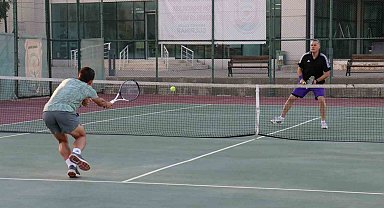 15 Temmuz Demokrasi ve Zafer Bayramı Tenis Turnuvası başladı