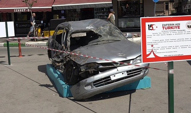 15 Temmuz gecesi tankın ezdiği otomobil Kırklareli'nde sergileniyor