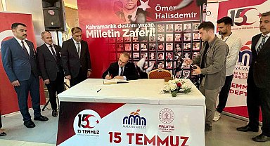 15 Temmuz Temalı Sergi ve Anı Defteri ilgi gördü