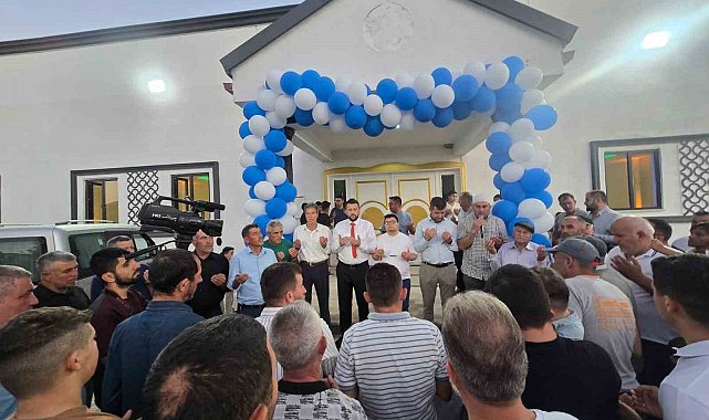 'Ailen Yılı'na destek için düğün salonunu ücretsiz yaptılar