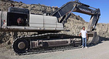 'Etim eriyor gibi yandığımı hissediyordum' diyen operatörün alevlerin içinden son anda kurtulduğu anlar kamerada