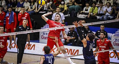 A Milli Erkek Voleybol Takımı, ABD'ye 3-0 mağlup oldu