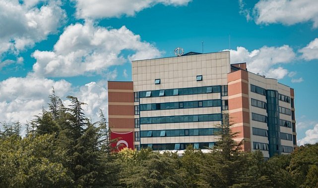 Açıköğretim'de programlar devam ediyor, fakülteler birleşti