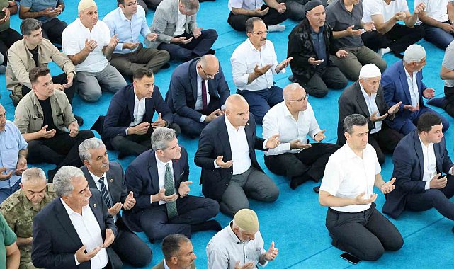 Ağrı'da 15 Temmuz şehitleri için Mevlid-i Şerif okundu