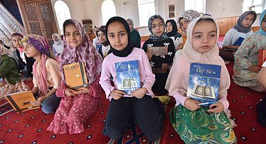 Ahlat'ta yaz Kur'an kursları açılış programı düzenlendi