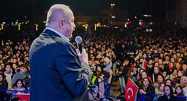AK Parti Milletvekili Gider: "Bu millet, vesayet odaklarına, ipini başkalarının tuttuğu ihanet şebekelerine asla boyun eğmeyeceğini tüm dünyaya ilan etti"