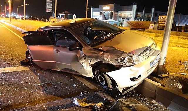 Aksaray'da tır ile 2 otomobil çarpıştı: 1 yaralı