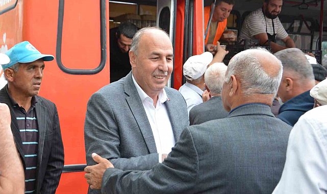 Alaca Belediyesi'nden vatandaşlara aşure ikramı