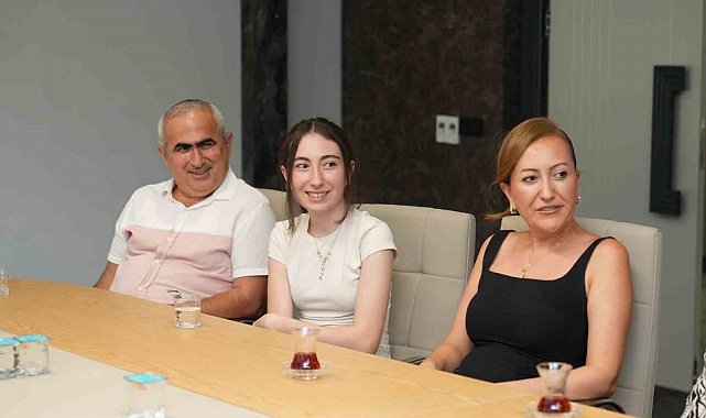 Alanya'nın gurur tablolarından Özçelik'e ziyaret