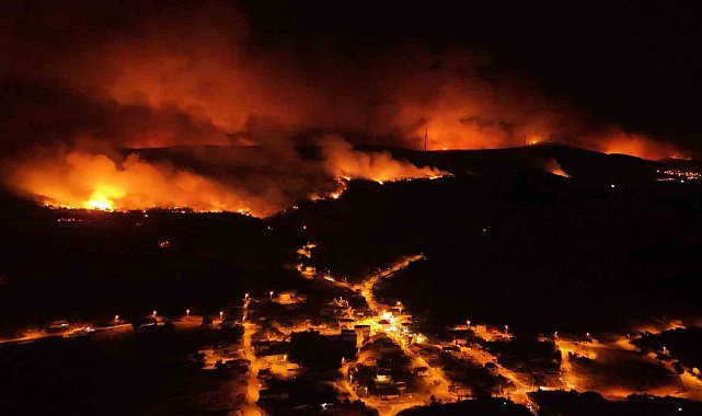 Alevler havadan görüntülendi: Orman yangını köyleri tehdit etmeye devam ediyor