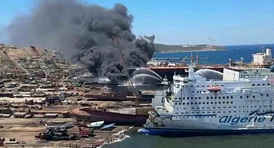 Aliağa'da alevler içinde kalan tanker gemi bu sabah söndürülebildi