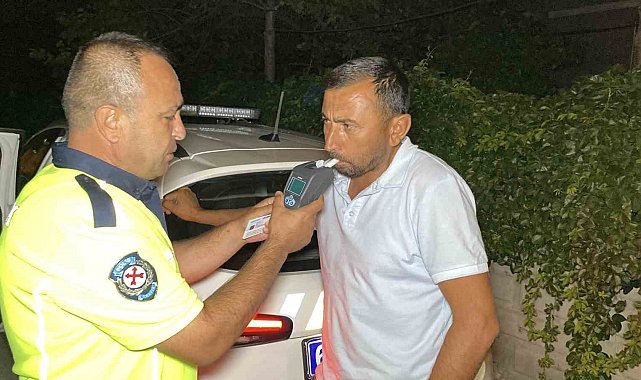 Alkollü sürücüye 11 bin lira ceza kesilerek, ehliyetine el konuldu