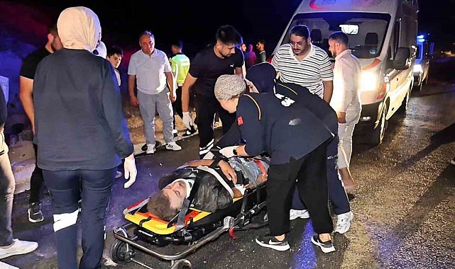 Alkollü ve ehliyetsiz sürücünün kontrolünden çıkan araç şarampole takla attı: 2 yaralı