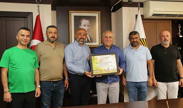 ALTSO Başkanı onursal üye oldu