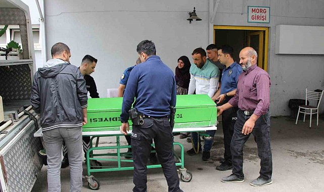 Amasya'da cezaevinden çıkan adam tartıştığı eşini vurup intihar etti