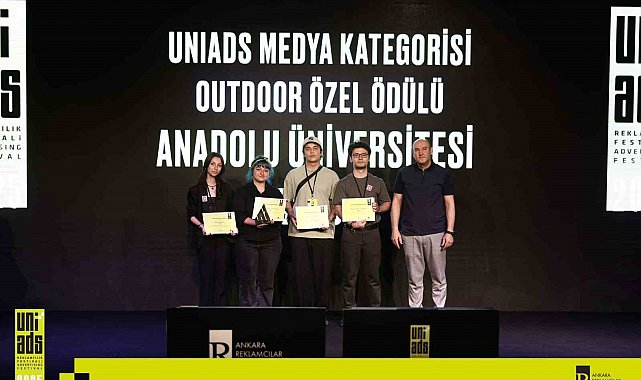 Anadolu Üniversitesi öğrencilerine "UNIADS 2025"ten ödül
