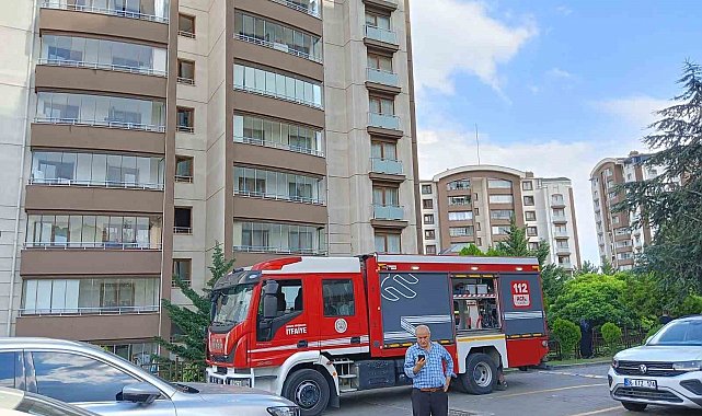 Ankara'da 14 katlı binada çıkan yangında mahsur kalan anne ile oğlu kurtarıldı