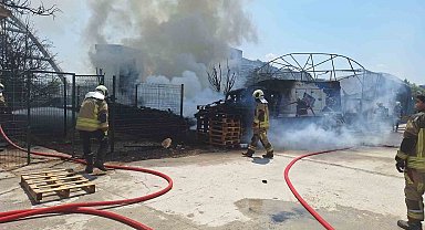 Ankara'da fabrika deposunda yangın