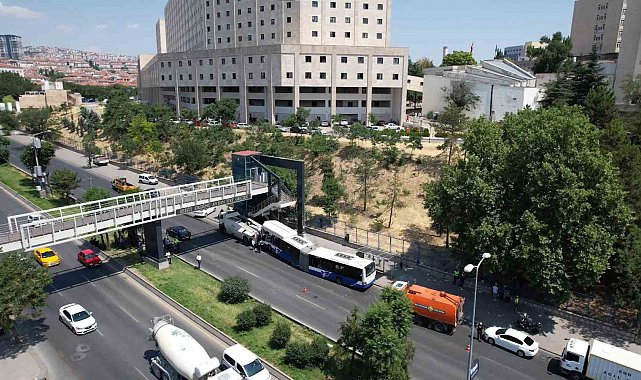 Ankara'da otobüs kazasının ardından trafik normale döndü