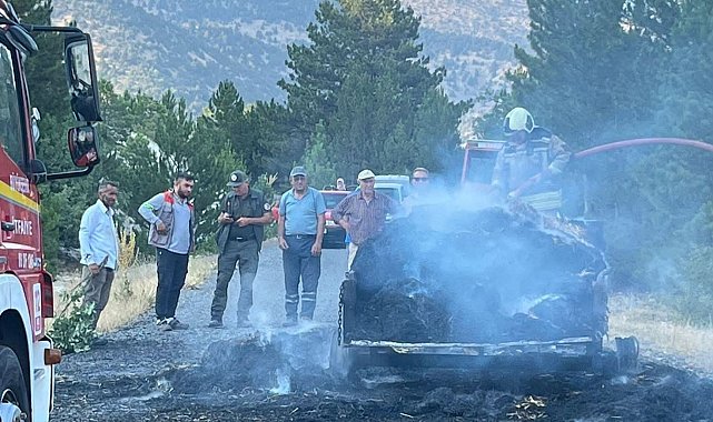 Ankara'da saman yüklü römork yandı