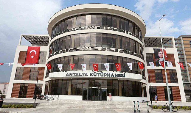 Antalya Kütüphanesi'nde online randevu dönemi