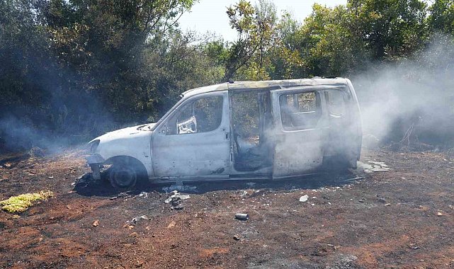 Antalya'da çıkan yangında alevler arasında kaldılar