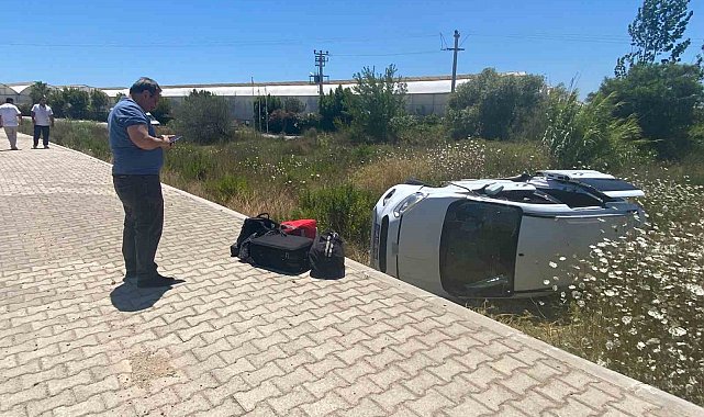 Antalya'da hafif ticari araç şarampole yuvarlandı: 1 yaralı