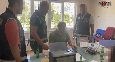 Antalya'da rüşvet operasyonu: 2'si müfettiş 3 kişi tutuklandı