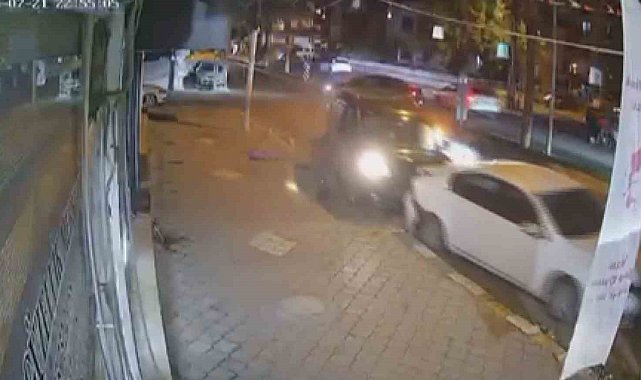 Aracına binmek istediği esnada saniyelerle ölümden döndü: O anlar kamerada