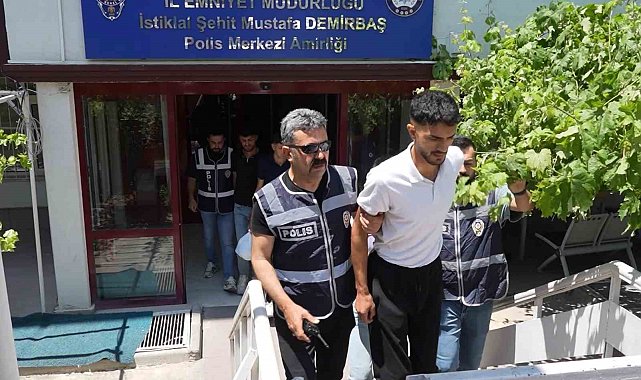 Araçlarıyla sıcak takibe aldılar, sokak ortasında kurşun yağmuruna tuttular: 5 tutuklama