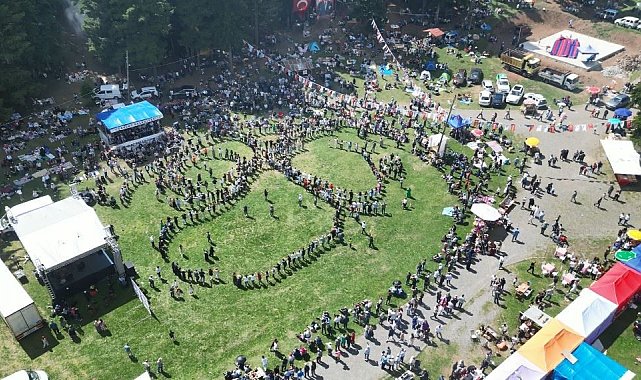 Artvin'de 2 bin rakımlı yaylada şenlik coşkusu