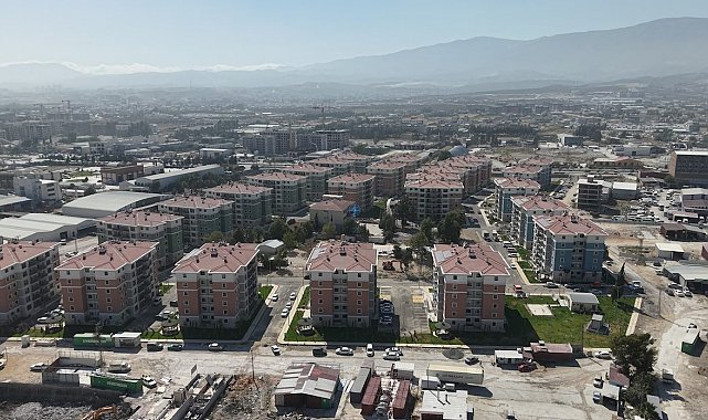 Asrın felaketinde bin 200 insana mezar olan 600 konutlarında hayat yeniden başladı