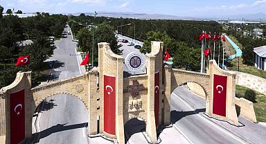 Atatürk üniversitesi, sektör ile yapılan ortak yayınlarda zirvede