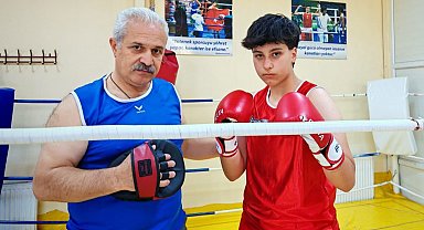 Aygül Özdemir'den Elazığ'a bronz madalya