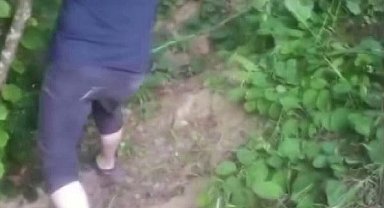 Bahçesini sulamak için içme suyu hattını deldi