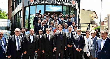 Bakan Bayraktar: "Deprem bölgesinde yeni yerleşim alanlarında doğalgaz altyapısı yılsonuna kadar tamamlanacak"