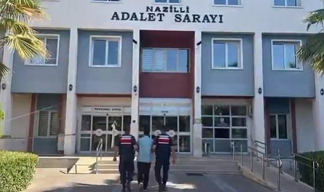 Bakan Yerlikaya: "FETÖ'ye yönelik düzenlenen operasyonlarımızda 77 şüpheliyi yakaladık"