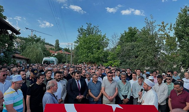 Balıkesir'de kalp krizi sonucu vefat eden polis Simav'da toprağa verildi